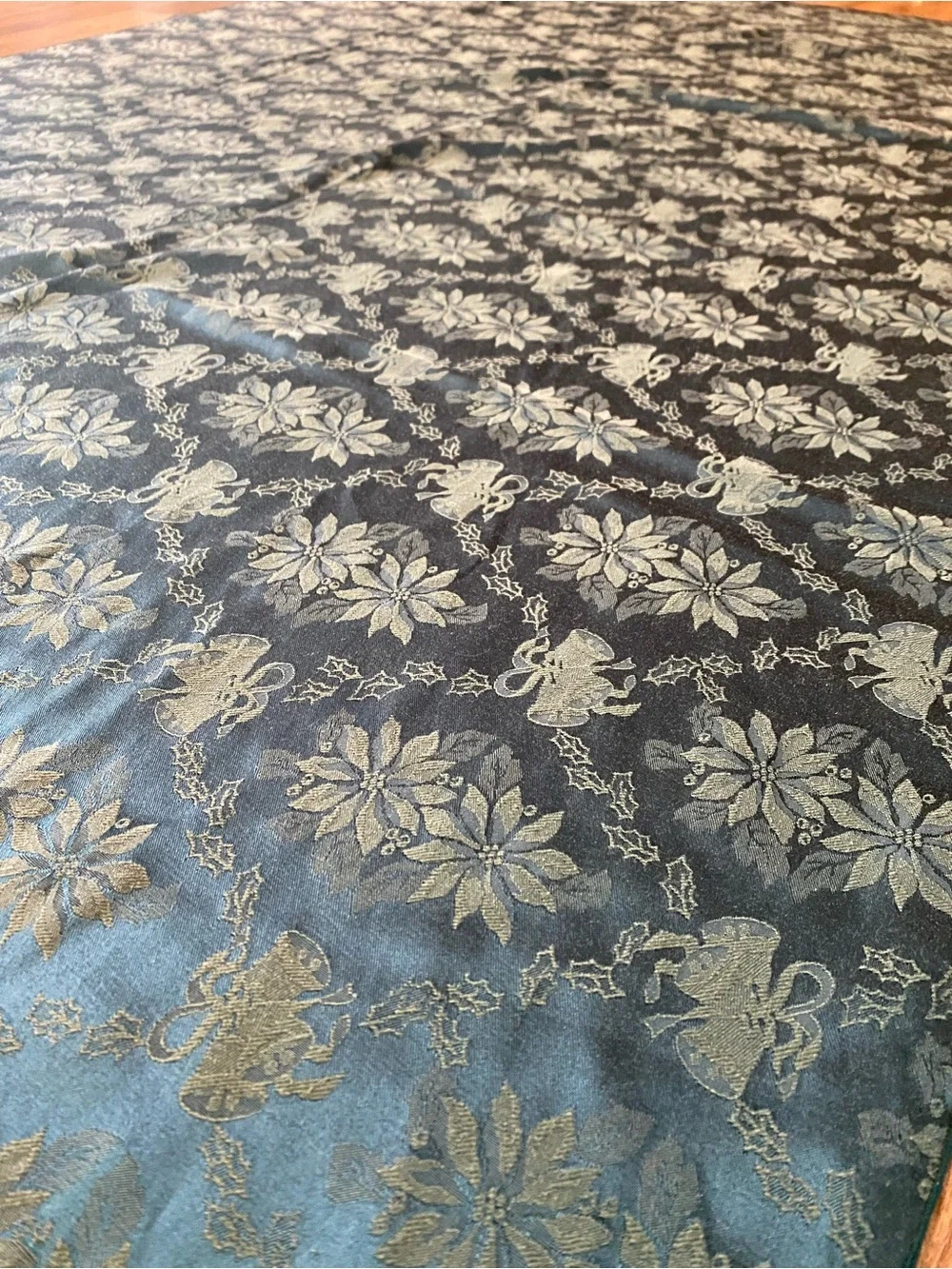 Large Vintage Christmas Tablecloth